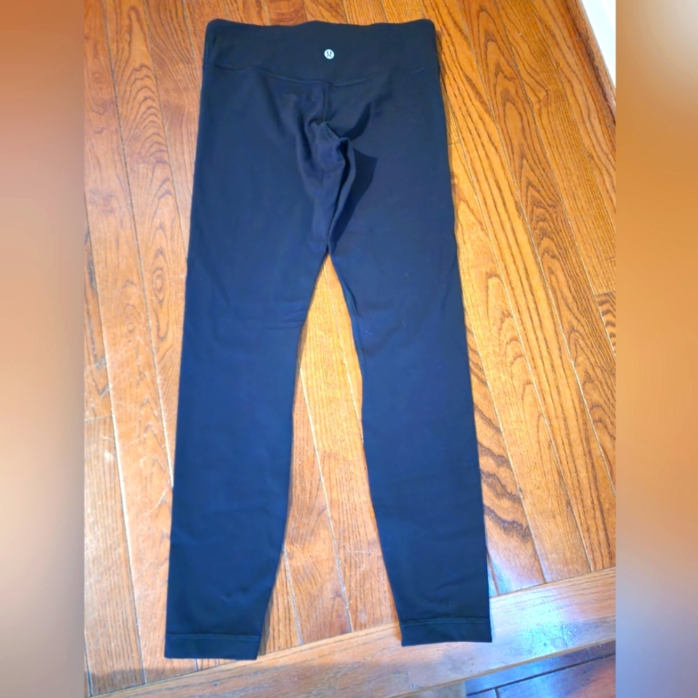 Lululemon align low rise black leggings 6